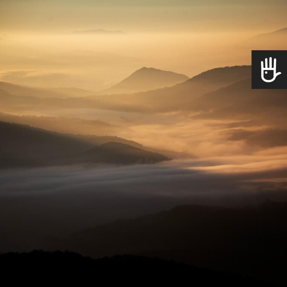 Kadr fototapeta Przełęcz w słońcu